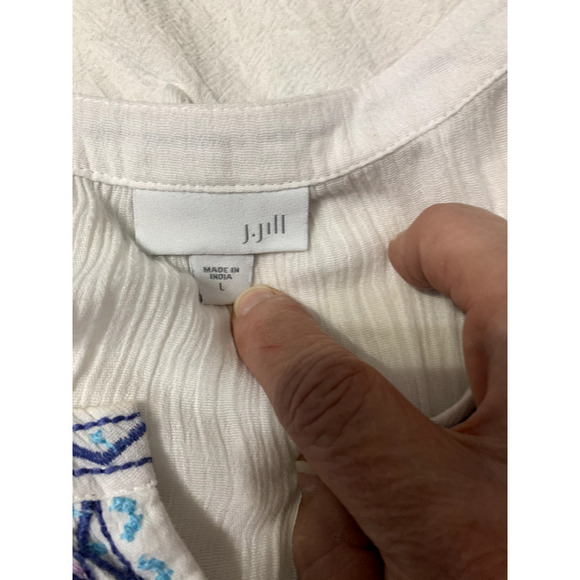 ~ J. Jill Lg Ivory Embroidered Blouse Sheer V-neck Button Up Boho Feminine Beach - Picture 5 of 7